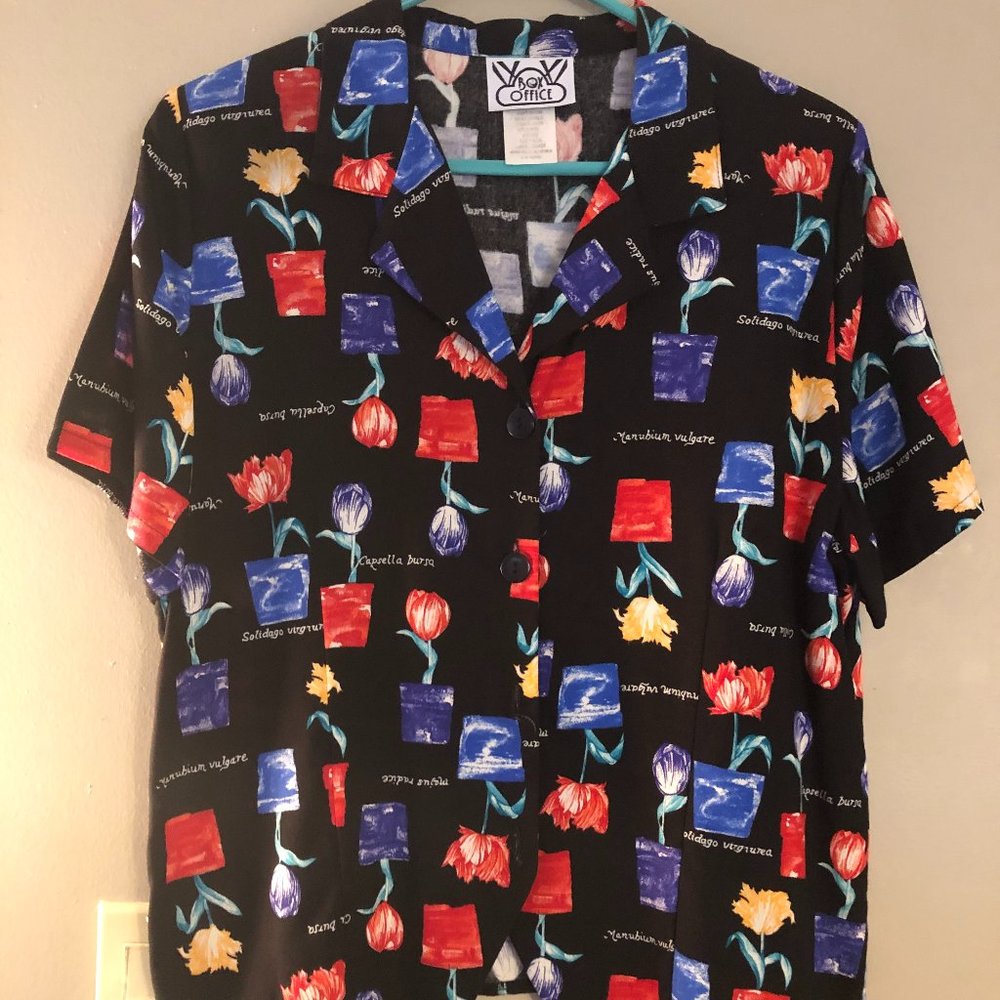 Box Office women's top Size Large